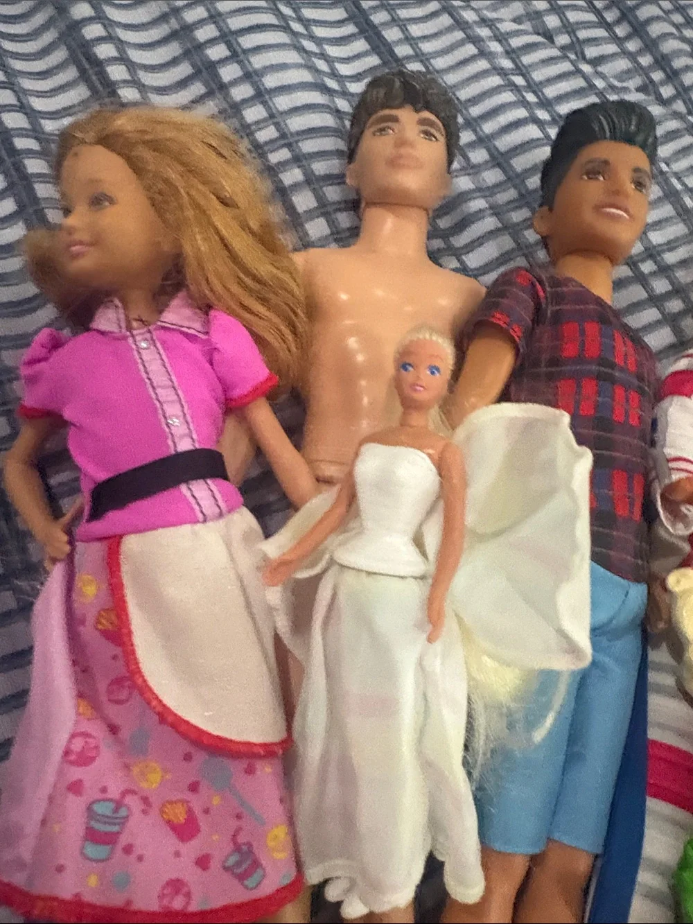 Vintage 1990Mattel Barbie & Ken lot Fashion Dolls